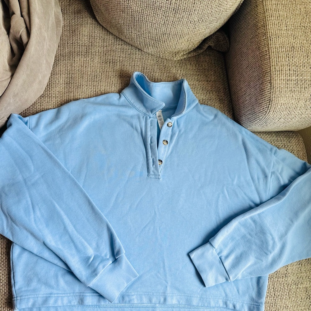 Alo Yoga Light Blue Long Sleeve Althleisure Sweatshirt Size Large
